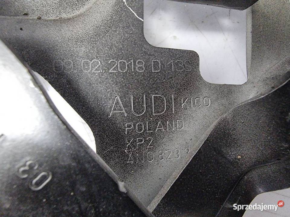 ZAWIAS MASKI AUDI A8 L D5 4N 4N0823302 Pozostałe Lipno
