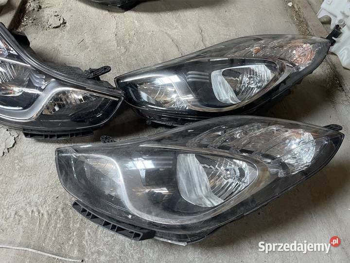 Hyundai IX20 reflektor przód Części samochodowe Kozubszczyzna sprzedam