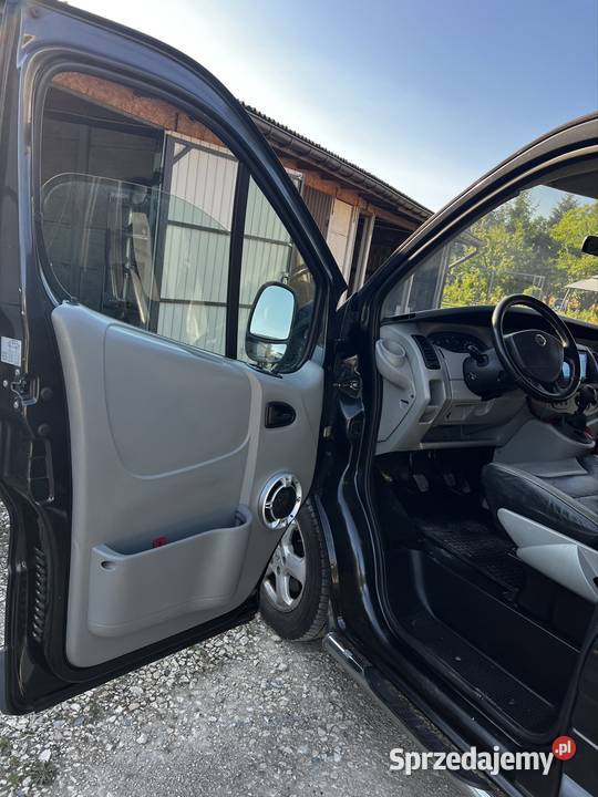 Nissan Primastar 25 dCi 136 Long 2/3 łódzkie Strzałków