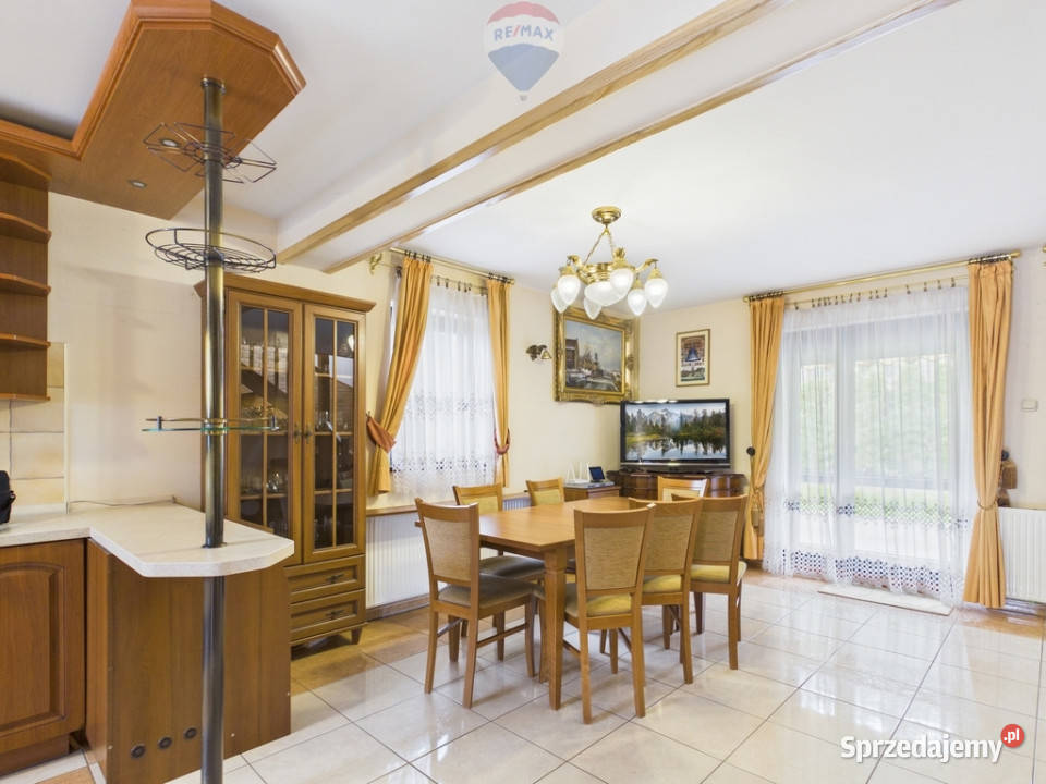 DOM W ZABUDOWIE SZEREGOWEJ KROŚCIENKO pustak Krościenko nad Dunajcem