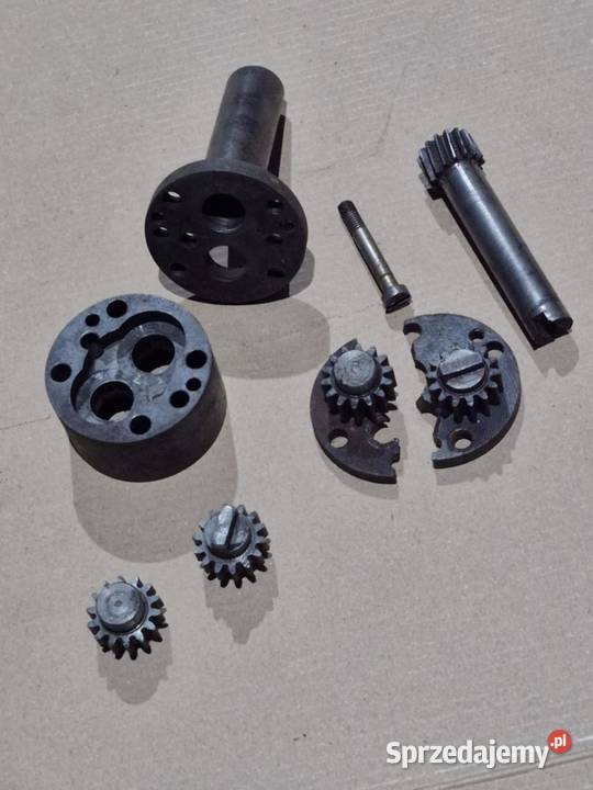 Junak M10 pompa oleju na części Grodzisk Mazowiecki sprzedam