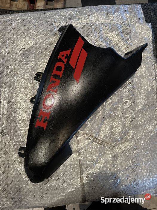 HONDA VFR750F VFR Osłona Dolna Lewa Owiewka Poznań