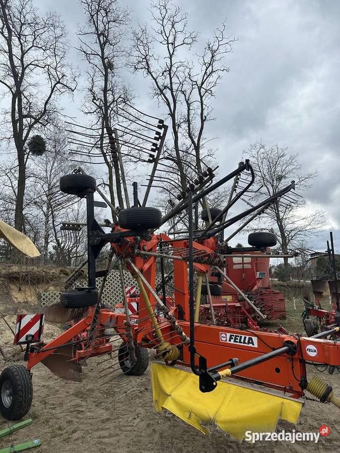 Zgrabiarka dwukaruzelowa Fella TS 671 2005 Łyse