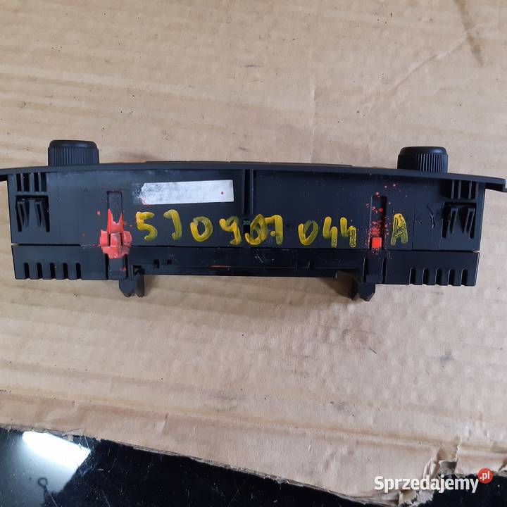 5J0907044A Panel klimatyzacji nawiewu Skoda Wyposażenie wnętrza Dębno