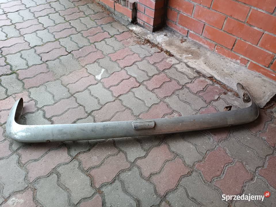 Fiat 125p zderzak tylny z lat 70tych stan Zderzaki