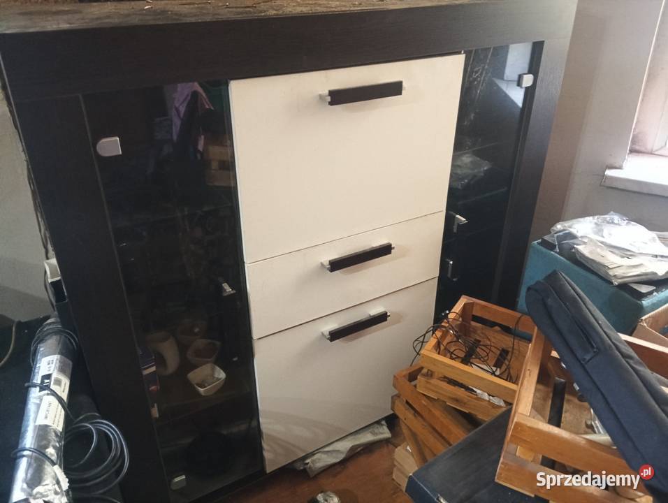 Wyprzedaz rzeczy z mieszkania Katowice sprzedam