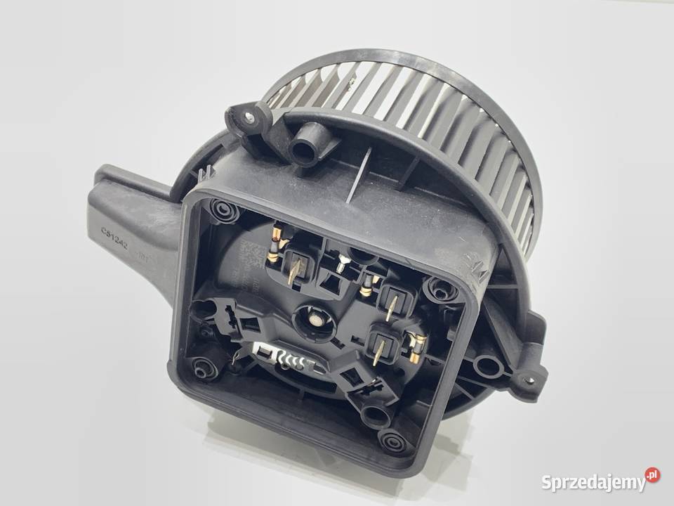 DMUCHAWA NAWIEWU AUDI A4 B9 WENTYLATOR osobowe