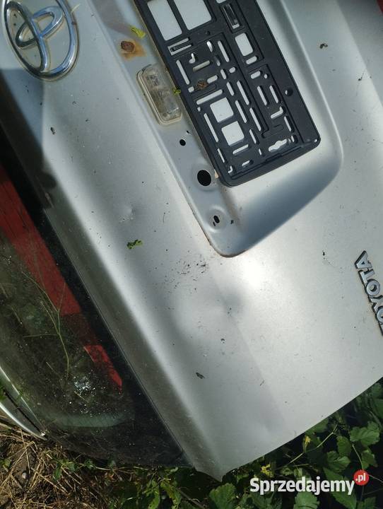 klapa bagażnika toyota avensis 2 kombi osobowe Gniew sprzedam