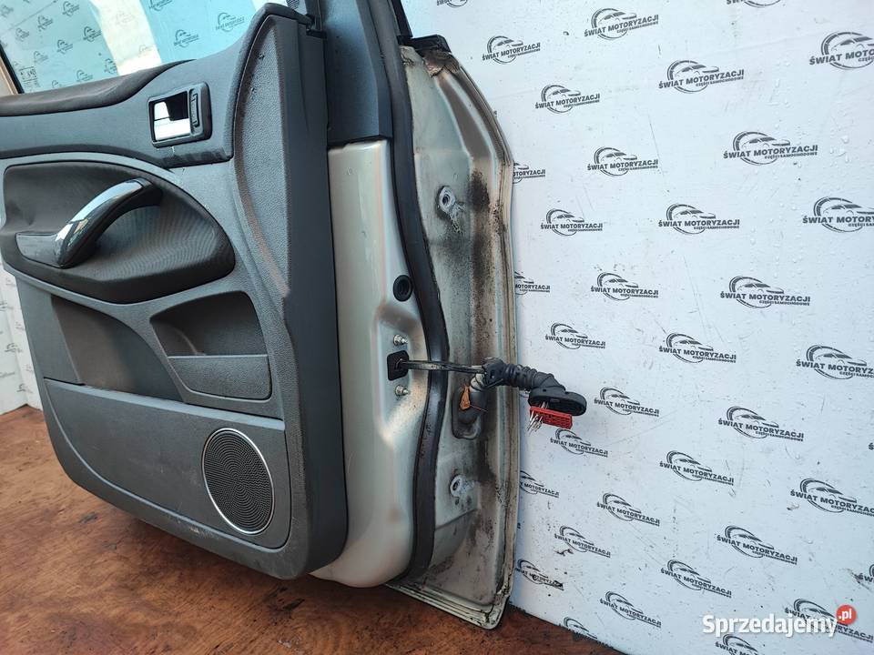 FORD KUGA MK1 I 20 TDCI 08r drzwi lewe przód osobowe świętokrzyskie Kielce