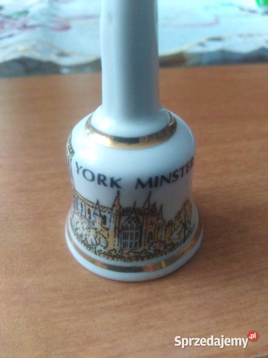 Mały porcelanowy dzwonek kolekcjonerski
