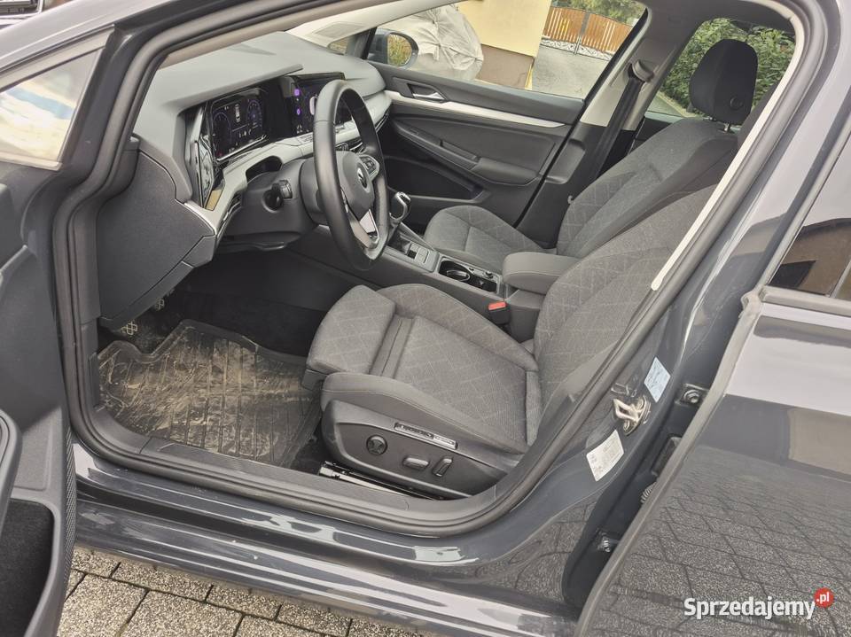 Voltswagen Golf 8 Orginalny Niski przebieg nieuszkodzony Wolsztyn