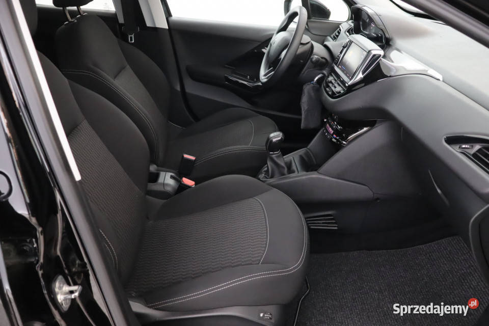 Peugeot 208 12 PureTech przyciemniane szyby Zabrze