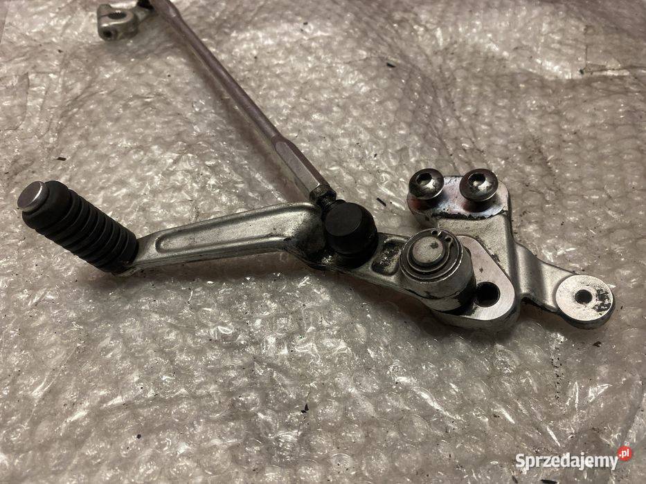 Suzuki GSXR 600 750 dźwignia zmiany biegów C104 wielkopolskie Poznań sprzedam