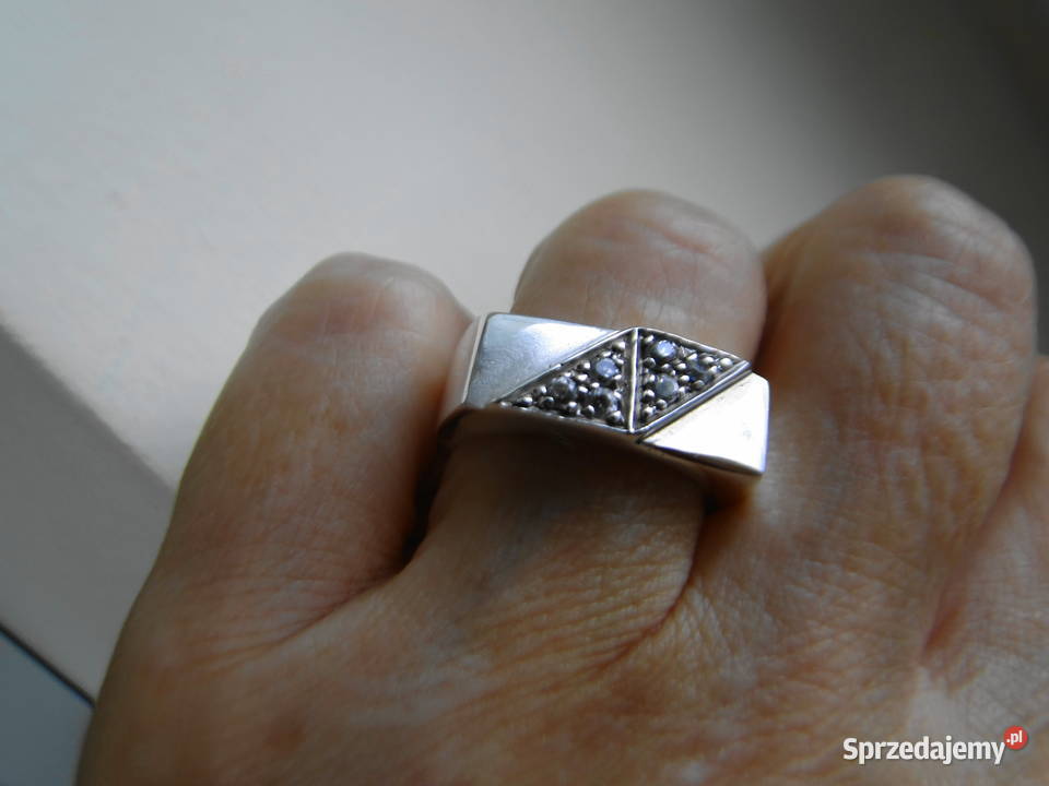 Solidny pierścieńsygnet srebro 925