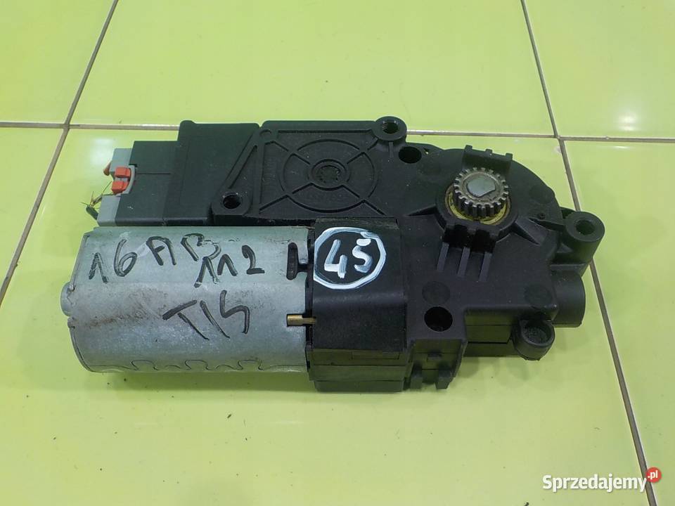 JAGUAR XE 20 D 15r SEDAN 4D silniczek Suków