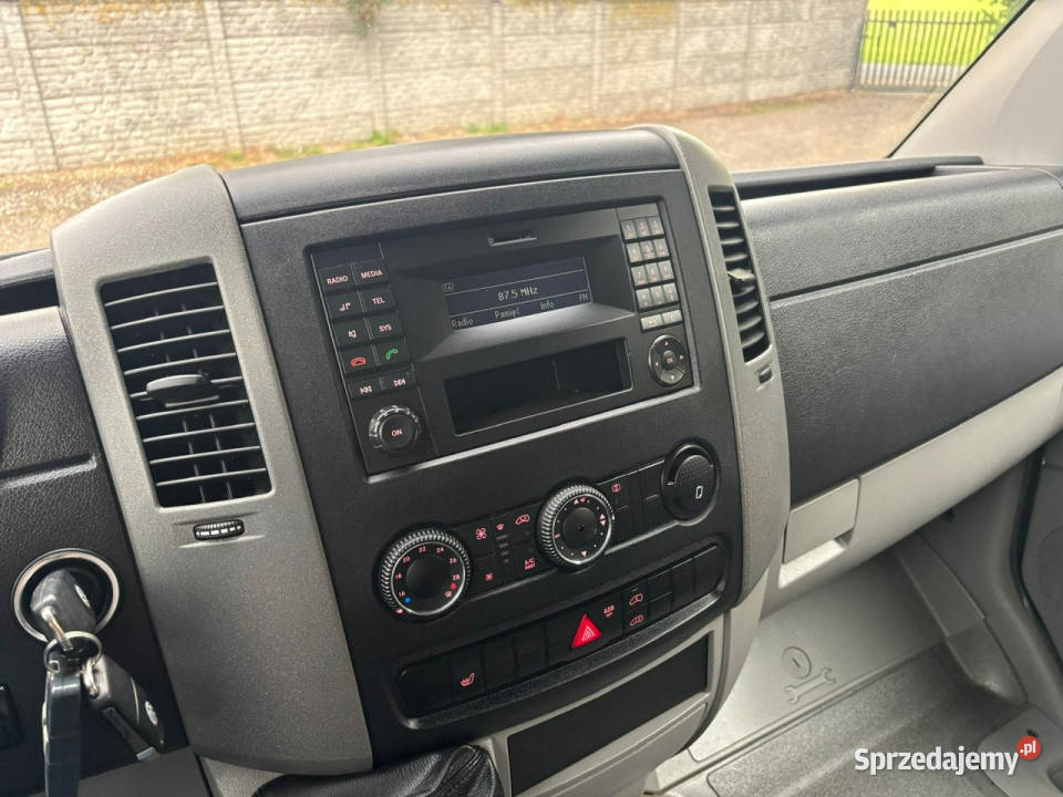 Volkswagen Crafter 20 1602016L2H1144 Pojedyncza ESP Złotniki Kujawskie