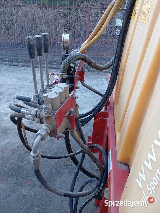 Opryskiwacz 1000l Zawieszane Błonie