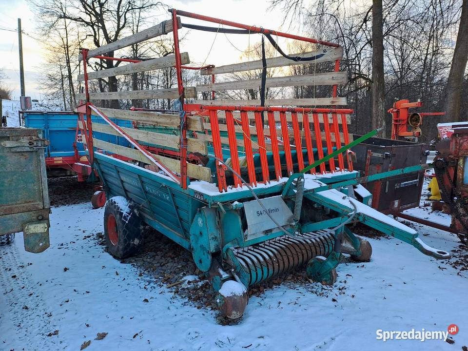Przyczepa samozbierająca steyr 12