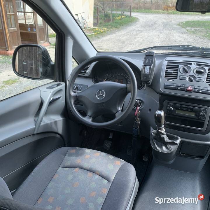 MercedesBenz Vito W639 22 CDI 109 9 osób zadbany nieuszkodzony Bolesławiec