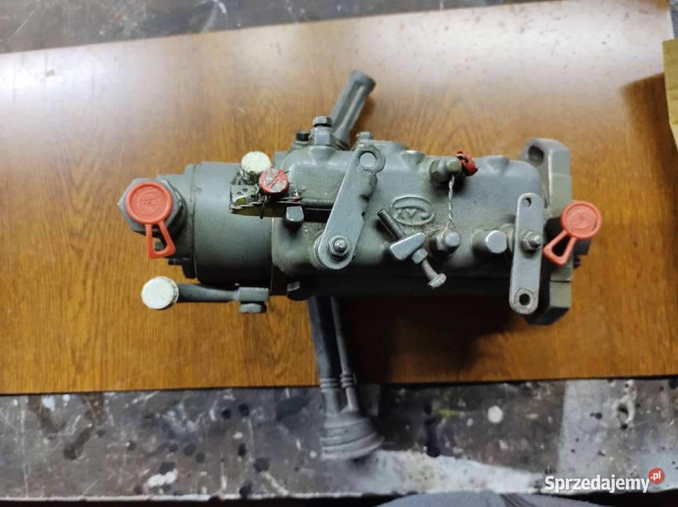 Pompa wtryskowa Massey Ferguson 235