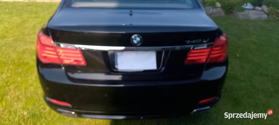 BMW Seria 7 740i limuzyna 2012 regulowane zawieszenie Mrzezino