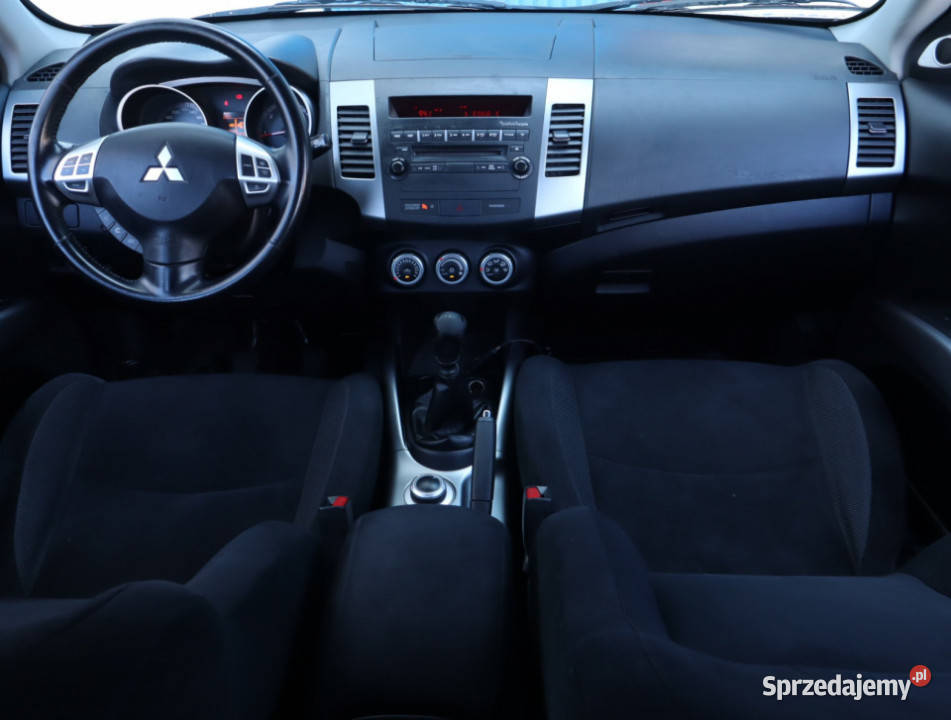 Mitsubishi Outlander 22 DID manualna Outlander Łódź