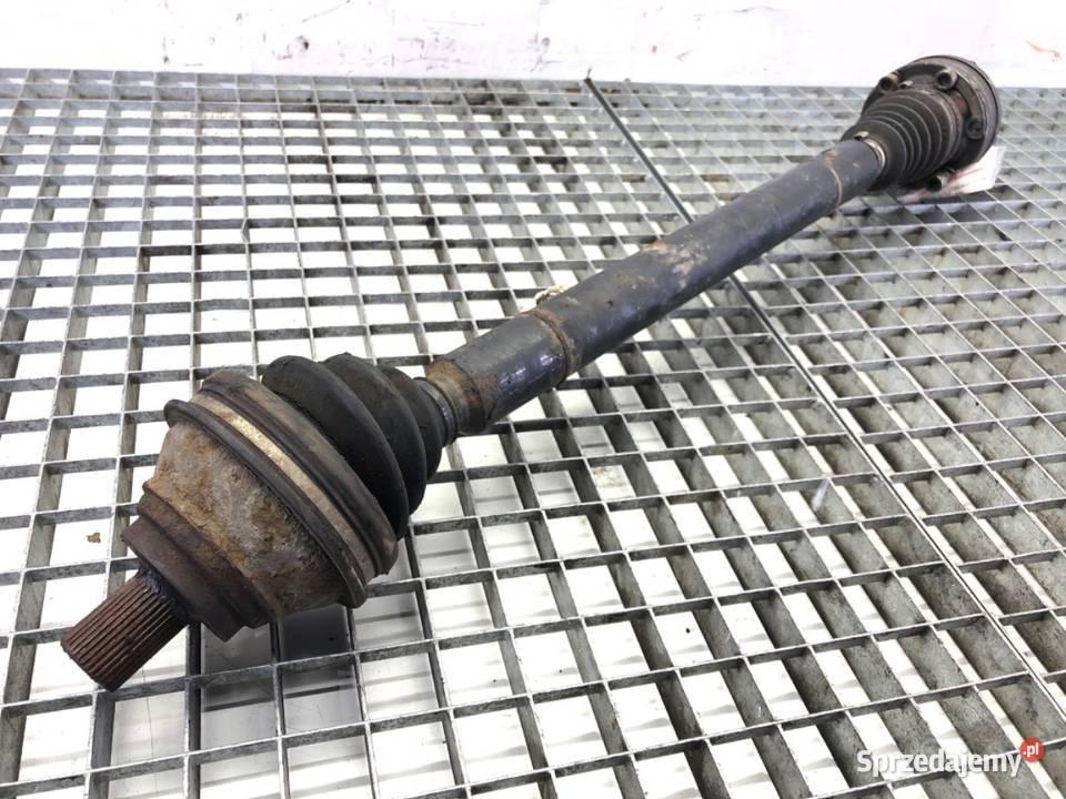 PÓŁOŚ PRAWY PRZÓD VW PASSAT B6 20 140 0511