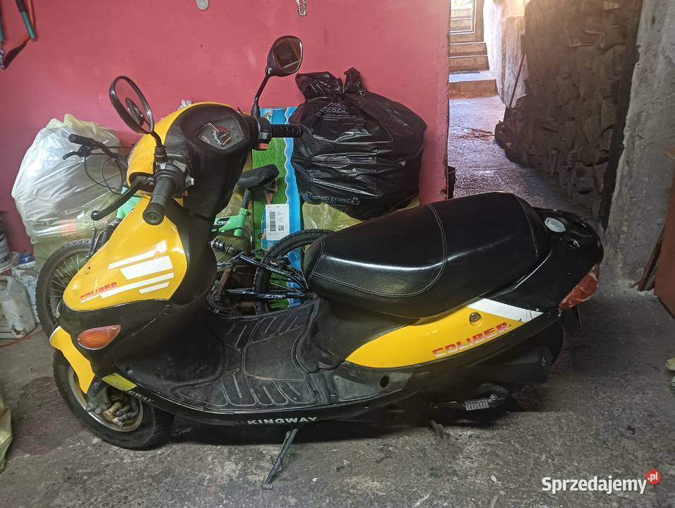 Sprzedam skutera 4t kupiony w Polsce Motocykle, skutery, quady Łodygowice sprzedam