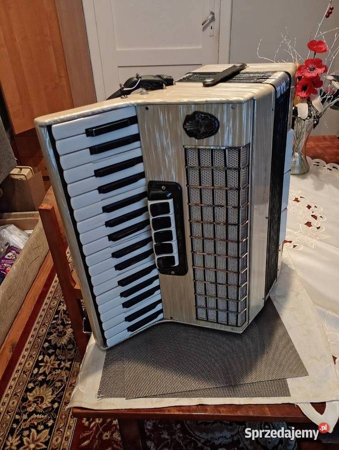 Akordeon weltmaister Instrumenty klawiszowe i MIDI Głogów