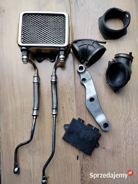 Suzuki Intruder 1400 części sprzedam
