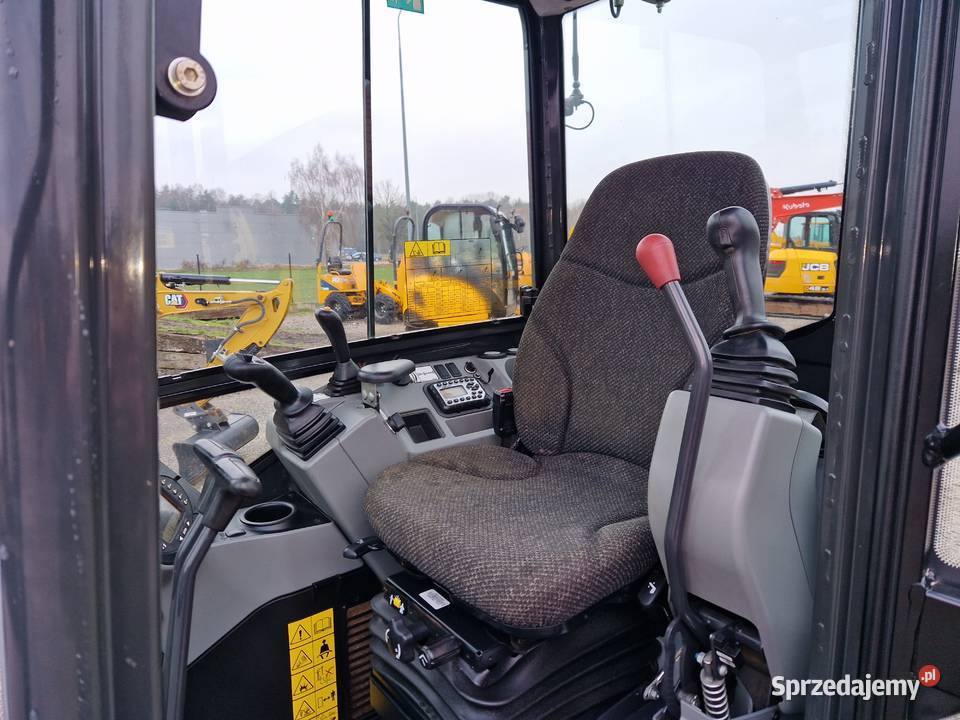 Minikoparka Bobcat E 27 Z 2022r 1300 mtg Rok produkcji 2022 sprzedam