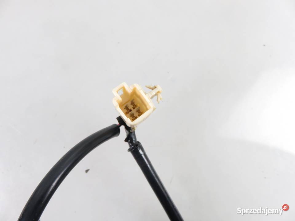 ZAMEK KLAPY TOYOTA AVENSIS II Liftback T25