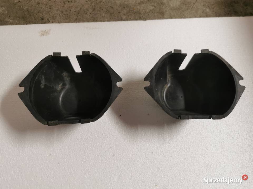 Fiat 126p Osłony przednich lamp lampa przednia osobowe Kraków sprzedam