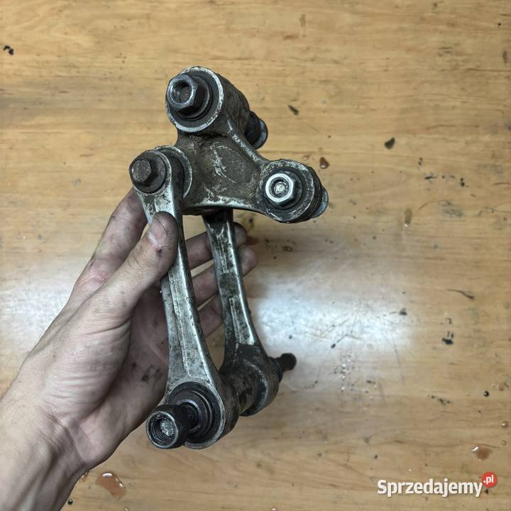 Kiwak łącznik wahacza Honda CR 125 250 Bielawa