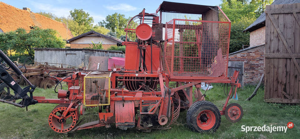 Kombajn do zbioru buraków Famarol Z4171 Posejdon Oborzany