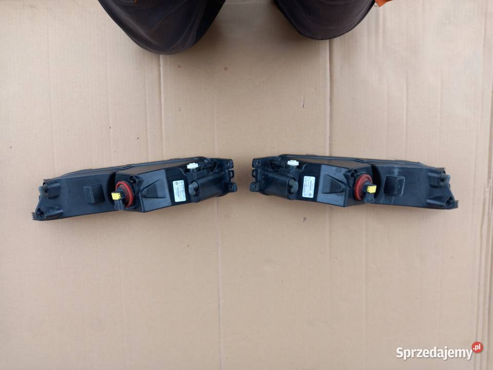 VW Passat B8 Lampa przeciwmgielna halogen LP Bukownica