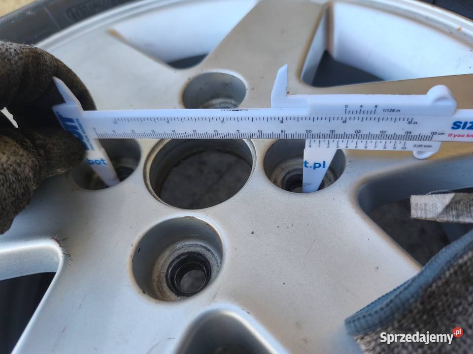 Felgi aluminiowe R14 na 4 śróby Wólka Korczowska