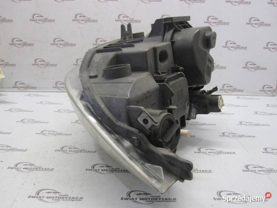 BMW E91 LIFT 09r lampa prawa przód A046439 osobowe sprzedam