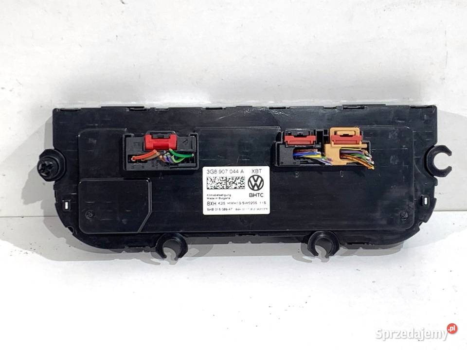 PANEL STEROWANIA NAWIEWU VW ARTEON 3G8907044A osobowe podkarpackie