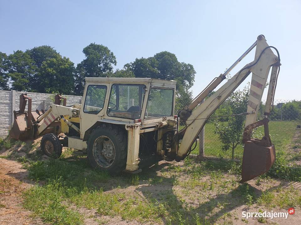 OSTRÓWEK KOPARKOŁADOWARKA WIDŁY DO PALET Koparko ładowarki Bielawy