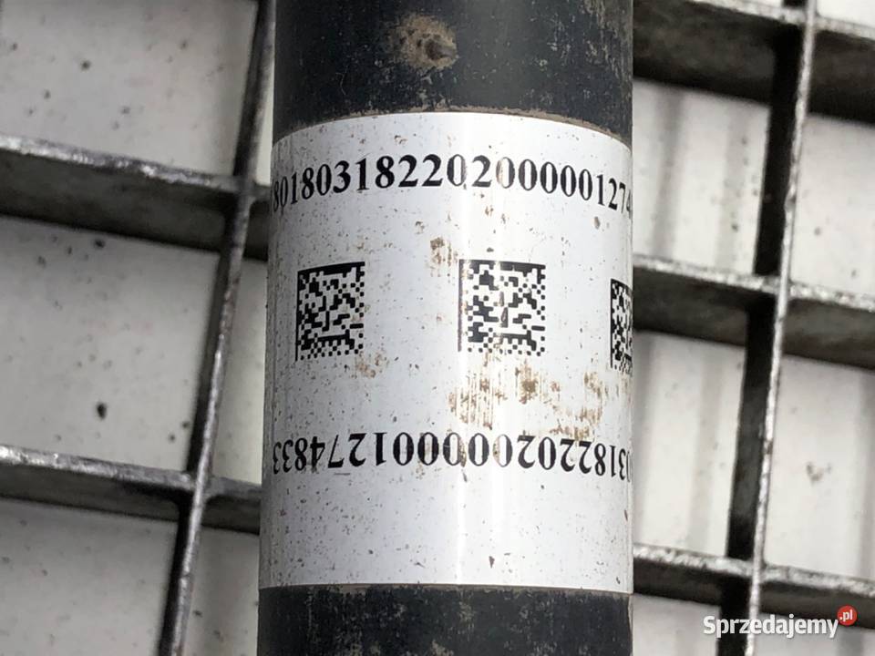 PÓŁOŚ LEWY TYŁ MERCEDES GLE A1663501110 30 258