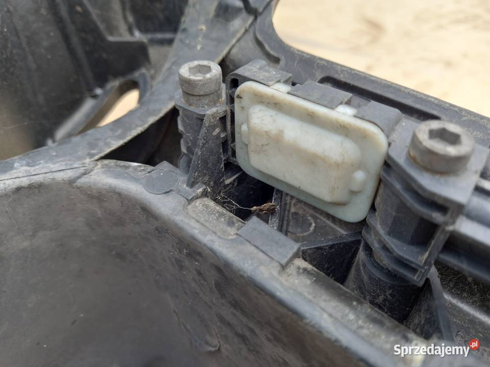 AUDI A3 SPORTBACK 8PA 10r pas przedni osobowe Kielce