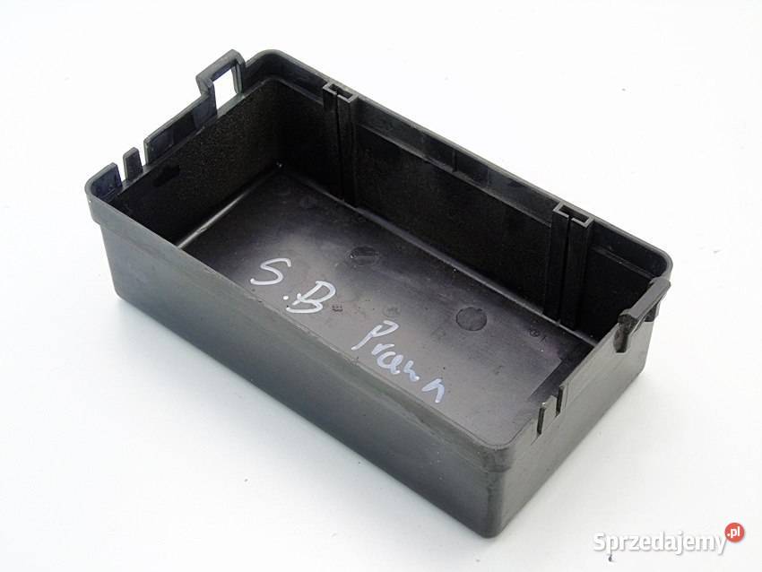 OBUDOWA SKRZYNKI BEZPIECZNIKÓW NISSAN ALMERA Sosnowiec