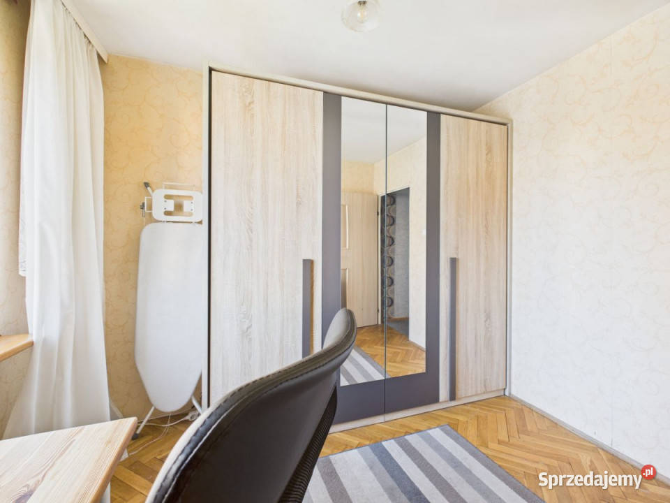 Mieszkanie 604m2 3pok Gdynia Rok budowy 1977 sprzedam