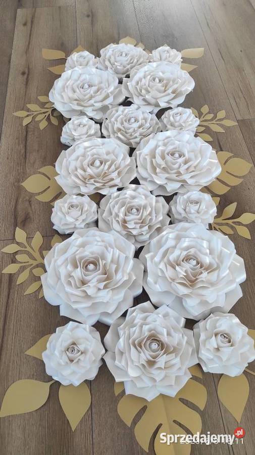 Kwiaty z papieru3D zestaw biały