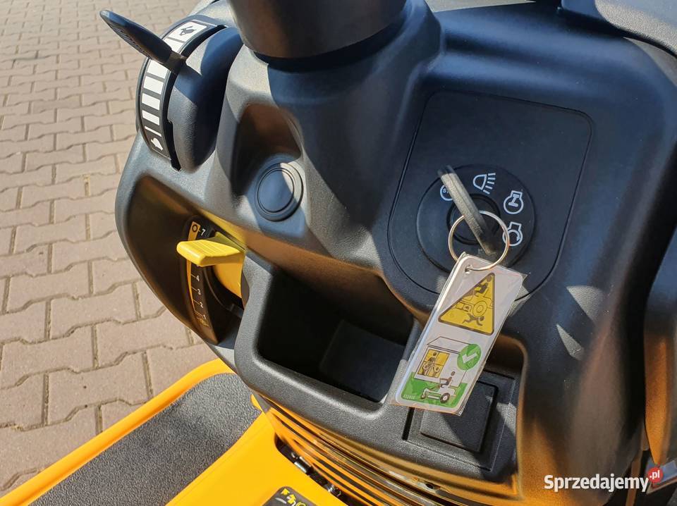 MiniTraktorek kosiarka pług śnieżny Cub Cadet Traktorki Kobiele Wielkie