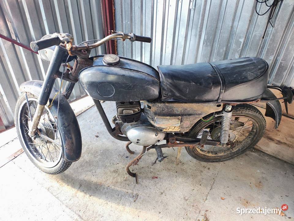 WSK 125 plus parę dodatkowych części Rzeszów sprzedam