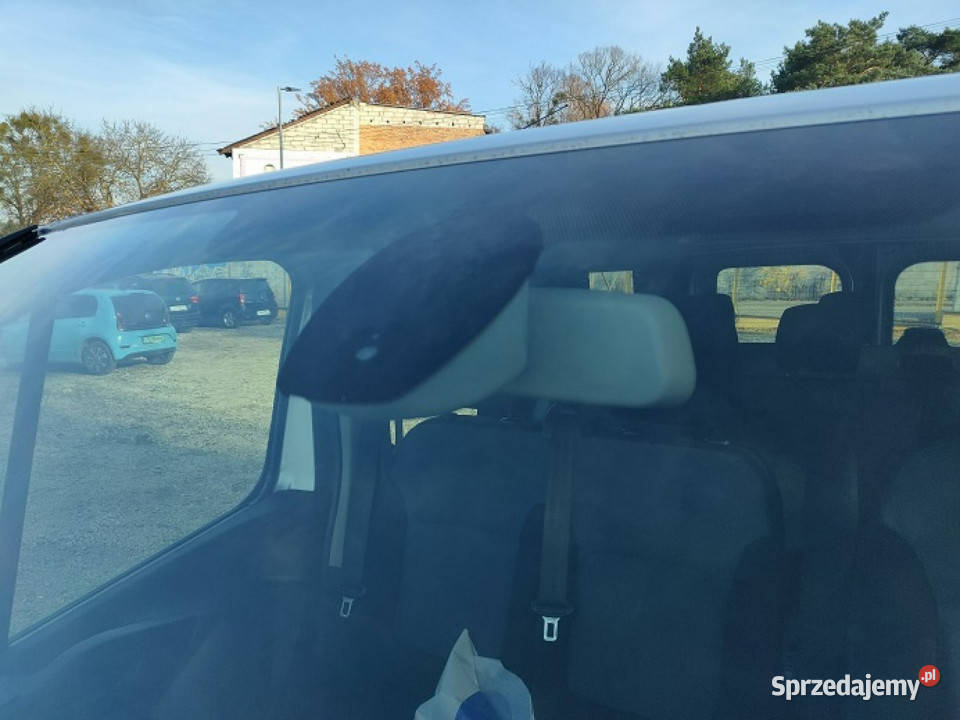 Opel Vivaro 162000 9 osób Super stanModel 2018