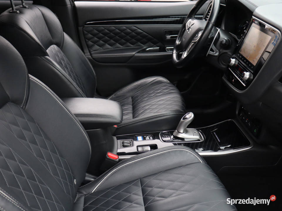 Mitsubishi Outlander 24 PHEV Katowice