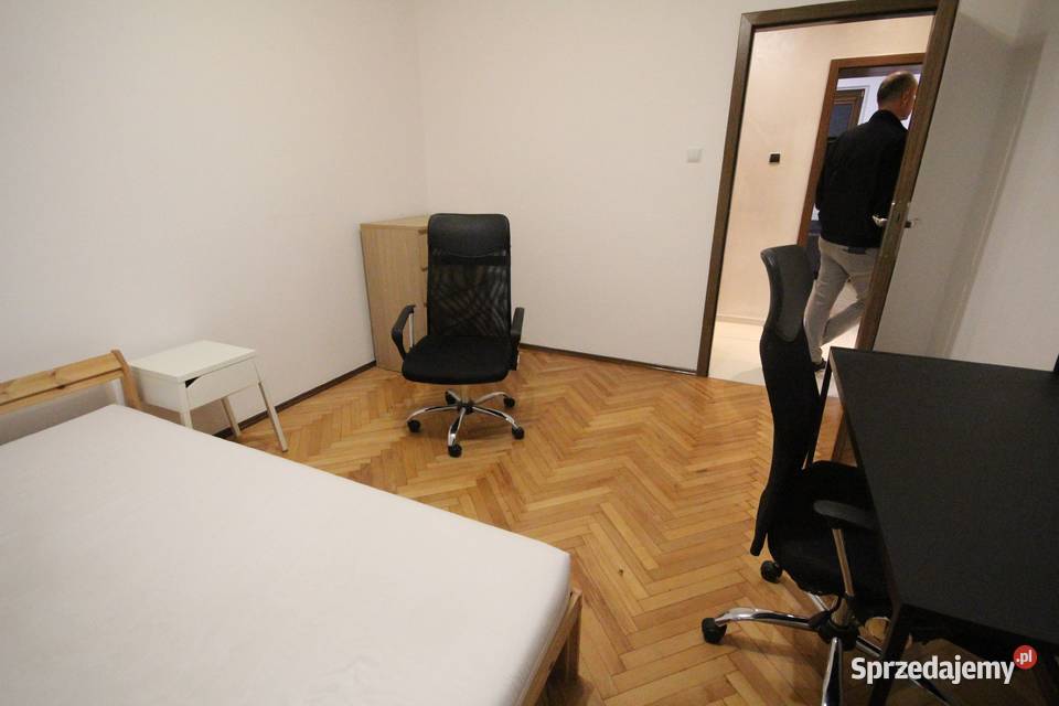 2pok 50met Gwarnej BALKONPIWNICAMP Wrocław